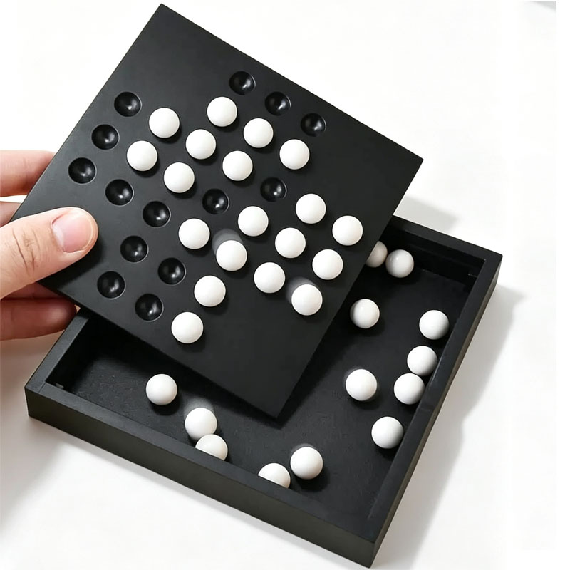 Europe Classic Single Chess Pe - đánh giá và giá Board Game Enthusiast